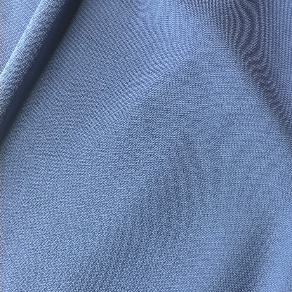 Banana Republic Woman’s Dark Blue V Neck Blouse Size XS - Picture 9 of 10